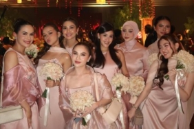 ide-baju-kondangan-elegan-pernikahan-el-rumi-&-syifa-hadju
