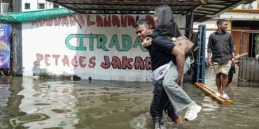 update-titik-banjir-jakarta-hari-ini-&-tinggi-muka-air-sekarang