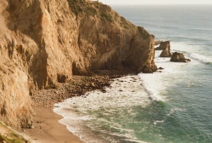 Sweeping Landscapes & Shifting Light — Artist Kate Shooltz with the Lomo MC-A