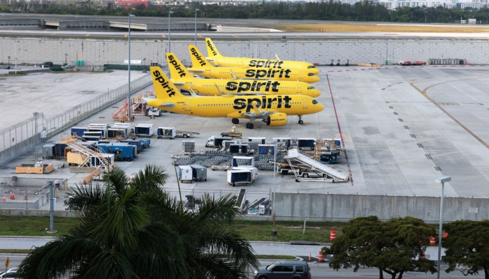 arti-ledakan-spirit-airlines-bagi-liburan-anda