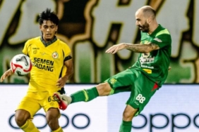 sempat-dalam-tekanan,-milos-raickovic-kini-menikmati-momen-bersama-persebaya