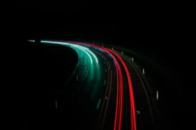 tol-soroja,-tol-yang-nyeleneh:-pendek,-nggak-ada-rest-area,-tapi-strategis