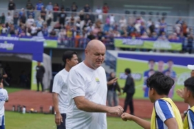 bri-super-league:-yakin-persija-tampil-all-out,-bojan-hodak-minta-persib-waspada
