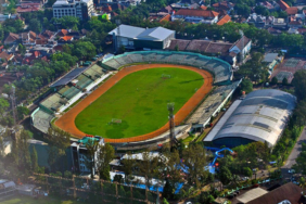laga-persib-vs-persija-di-lapangan-ikada-jakarta-pada-1959,-maung-bandung-keluar-sebagai-pemenang