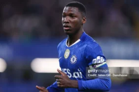 moises-caicedo-jelaskan-alasan-bertahan-di-chelsea