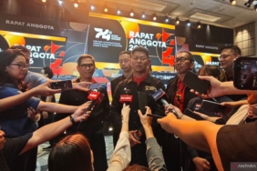 padel-dan-cheerleaders-resmi-jadi-anggota-koi
