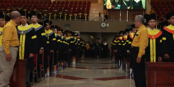 Alumni UT Nggak Ribut Soal Almamater, Tahu-tahu Hidupnya “Naik Kelas”
