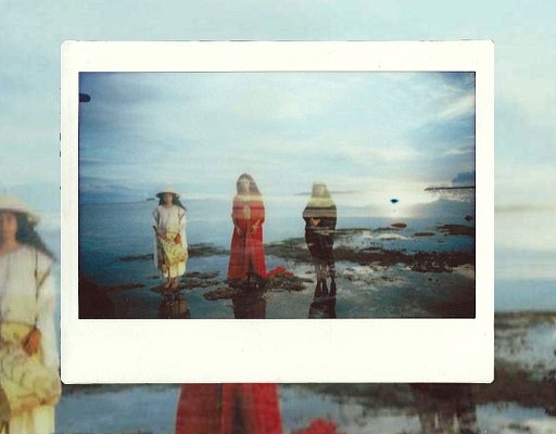 tasha-tanjutco-captures-textures-of-nature-and-culture-with-the-lomo’instant-wide-glass