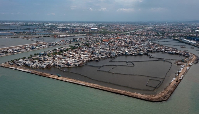pemerintah-bagi-proyek-giant-sea-wall-pantura-jadi-15-segmen