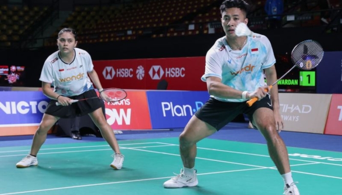 dejan/bernadine-genapi-empat-ganda-campuran-indonesia-ke-babak-kedua 