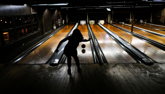 jika-anda-seorang-pemain-bowling-serius,-anda-perlu-tahu-tentang-minyak-jalur-bowling