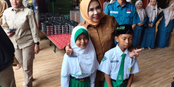 Suratnya Dibaca Presiden dan Viral, Ibunda Marfen Kaget
