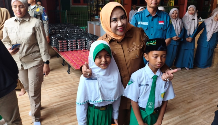 suratnya-dibaca-presiden-dan-viral,-ibunda-marfen-kaget