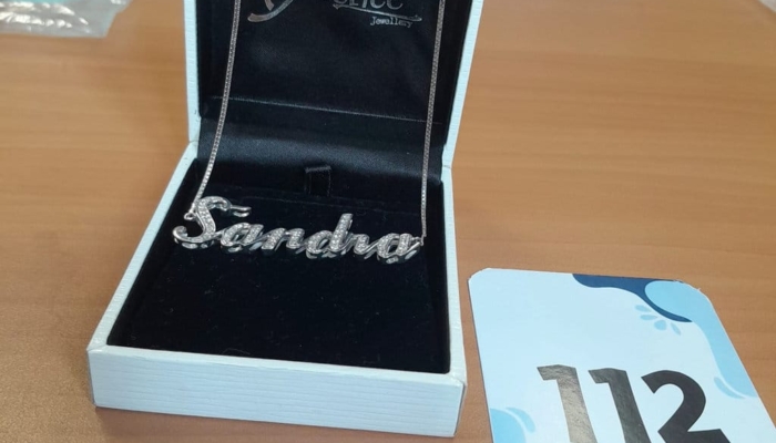 perhiasan-dan-tas-mewah-sandra-dewi-dilelang,-ini-harganya