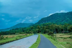 sentolo-kulon-progo-banyak-berubah-dan-warlok-kebagian-jadi-penonton-aja