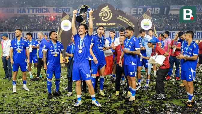 thom-haye-kehilangan-kata-kata-setelah-sukses-bawa-persib-juara-bri-super-league-2025/2026