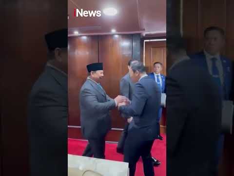 Momen Kocak, Prabowo “Sparing Partner” dengan Eks Juara Tinju Dunia Daud Yordan di DPR