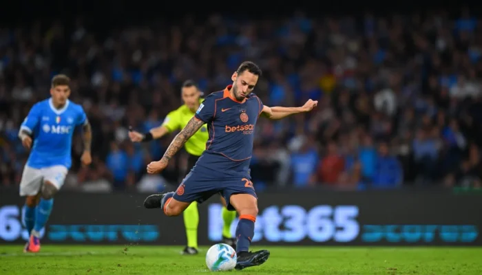 davide-frattesi:-nol-gol,-nol-assist-dan-tingkah-aneh-saat-perayaan-scudetto