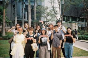 lomowalk-color-hunt:-piecing-together-the-city’s-colorful-landscapes-with-lomo-mc-a
