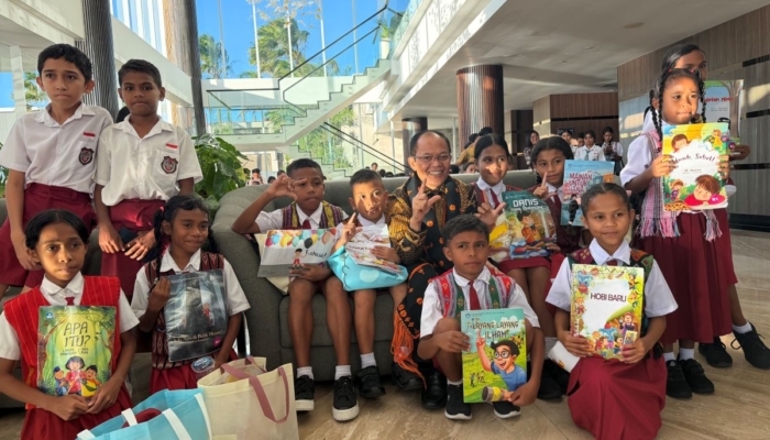 badan-bahasa-lakukan-penguatan-literasi-untuk-700-siswa-sd-sma-di-ntt