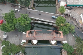 jembatan-kota-intan:-jembatan-tertua-di-indonesia-yang-sudah-ada-sejak-tahun-1600-an
