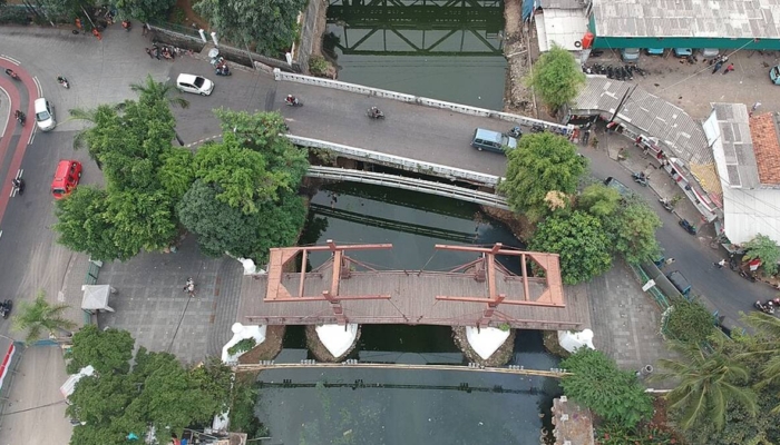 jembatan-kota-intan:-jembatan-tertua-di-indonesia-yang-sudah-ada-sejak-tahun-1600-an