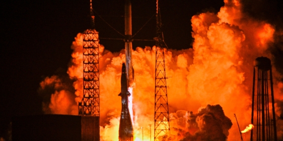 Roket Blue Origin Meledak dalam Kemunduran yang Berapi-api