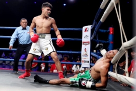 sunan-dan-noldi-tundukkan-petinju-thailand-dalam-pattimura-big-fight