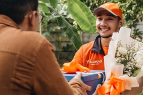 tips-kirim-baju-untuk-hadiah-ke-orang-tersayang-di-luar-kota