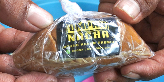 Umpan Air Tawar : Racikan Umpan Mas Lomba Pelampungan Umpan Nacha Jagung Kakap Premium