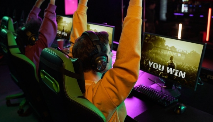 peralatan-yang-wajib-gamers-miliki
