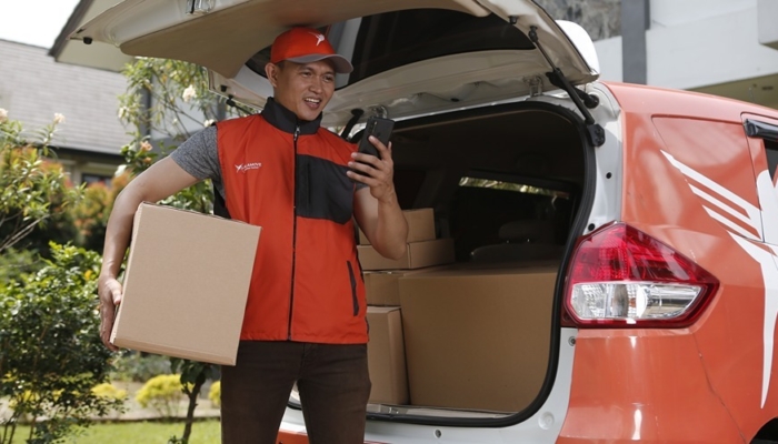 tips-aman-antar-barang-ke-konsumen-saat-musim-hujan