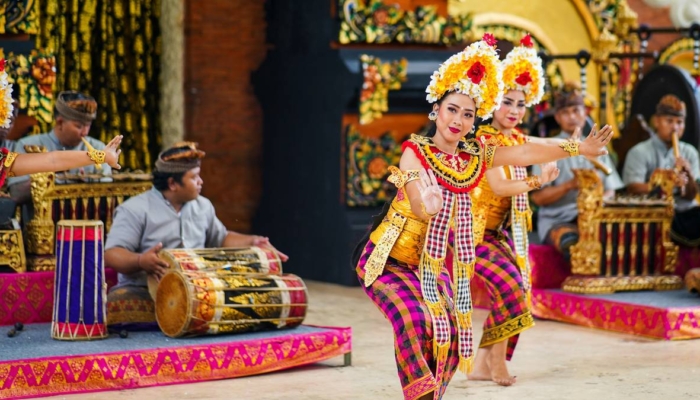 kenapa-orang-australia-suka-ke-bali?