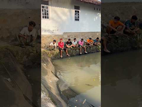 Pemancing tuh rasanya ga lengkap kalo ga, Ikut lomba mancing ⁉️#short #lucu #komedi