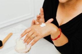 rekomendasi-body-lotion-dengan-niacinamide-untuk-kulit-cerah