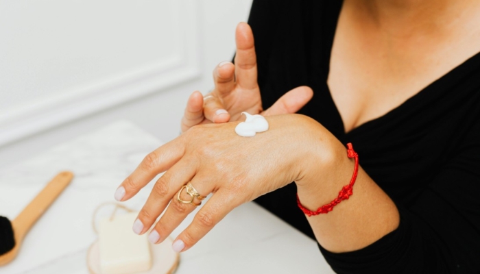 rekomendasi-body-lotion-dengan-niacinamide-untuk-kulit-cerah