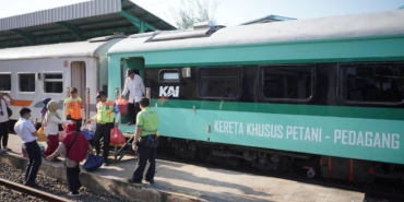 tarif-rp3.000-yang-gerakkan-ekonomi-banten,-hampir-2-juta-warga-andalkan-ka-rangkasbitung–merak