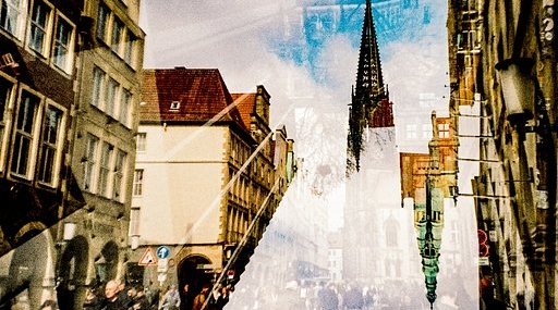 Chaos & Control: @theinnercitadel’s Experiments with LomoApparat & LomoChrome Purple