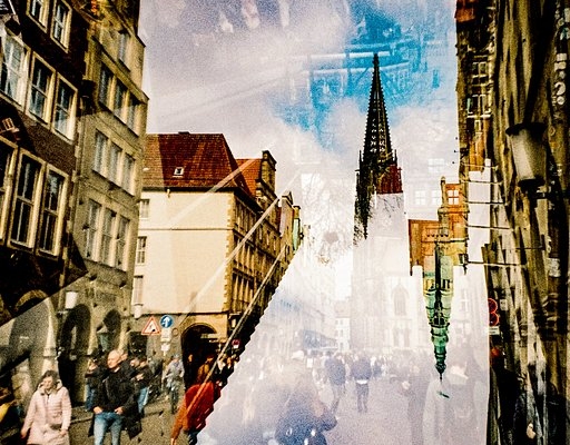 chaos-&-control:-@theinnercitadel’s-experiments-with-lomoapparat-&-lomochrome-purple