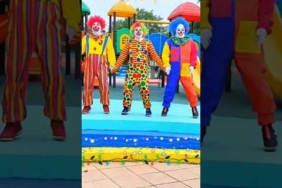 Keren,,,asik banget badut lucu joget viral kicau mania🤩 #badut #lucu #joget #kicaumania #viral