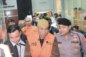 kpk-tahan-tersangka-kasus-kuota-haji-dari-maktour-&-kesthuri