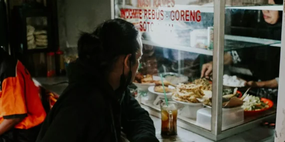 Warteg, Representasi Tegal Paling Ideal yang Ada di Kota-Kota Besar