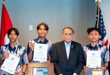 tim-indonesia-peringkat-iii-dunia-pada-kompetisi-yang-digelar-nasa-dan-aas