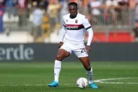 bournemouth-bidik-bek-bologna-lucumi-untuk-gantikan-senesi