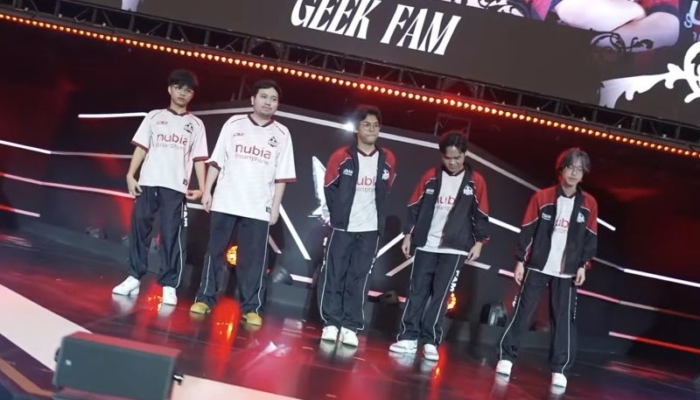 geek-fam-singkirkan-dewa-united-pada-babak-playoff-mpl-id-s17