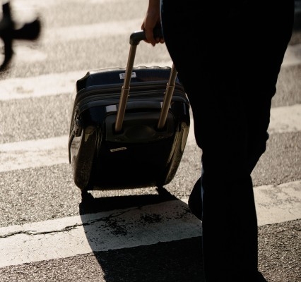 8-barang-wajib-saat-traveling-agar-liburan