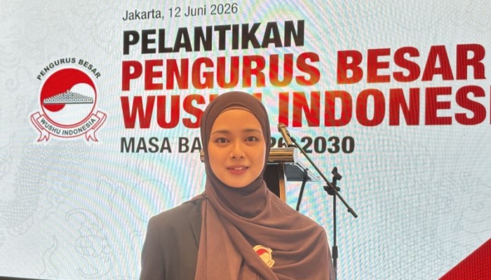 lindswell-kwok-kini-jadi-pelatih-timnas-wushu-indonesia
