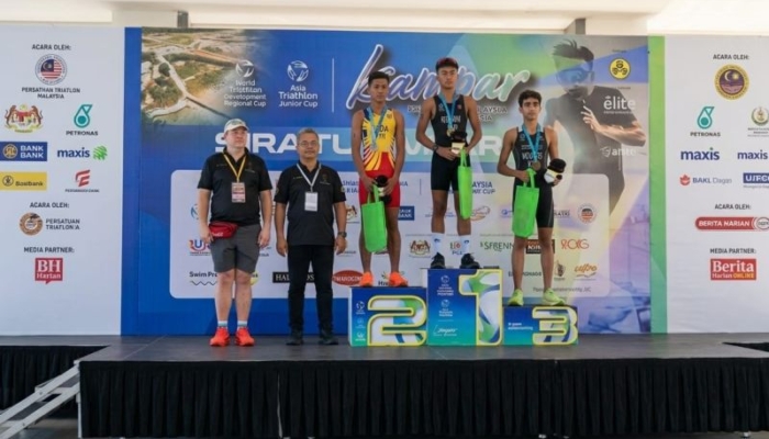 dua-atlet-triatlon-indonesia-sabet-emas-perak-kejuaraan-asia-junior