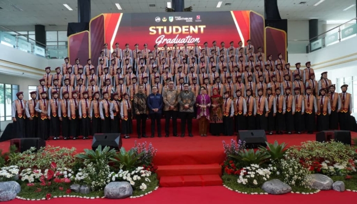 kemensos-puji-mas-dhito,-41-siswa-sma-boarding-school-masuk-ptn