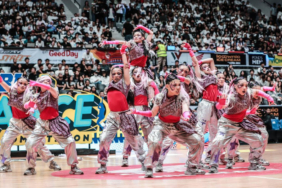 ketika-dbl-bukan-sekadar-urusan-tanding-basket,-tapi-juga-panggung-megah-buat-para-penari